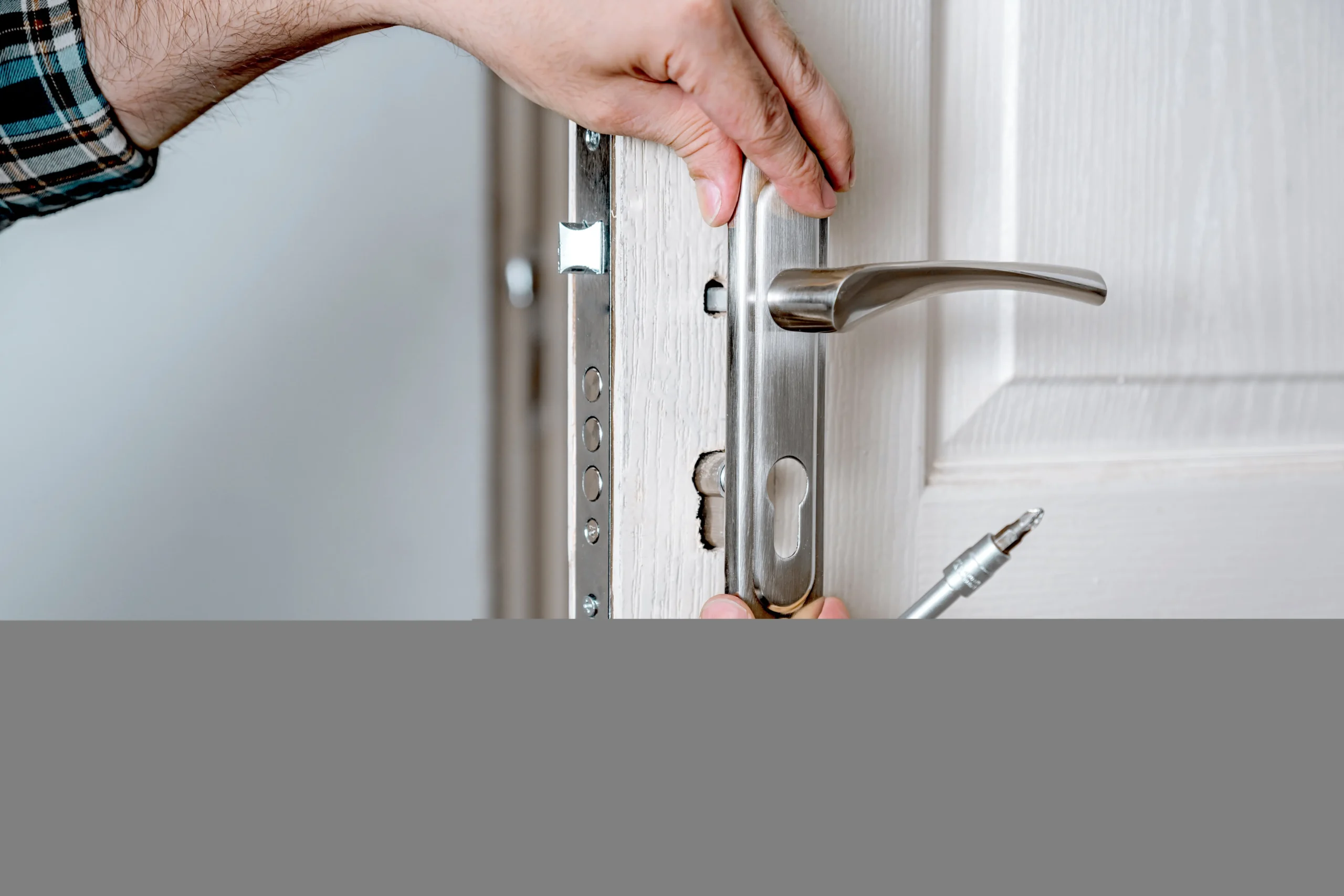 Hot To Change Door Locks Securely