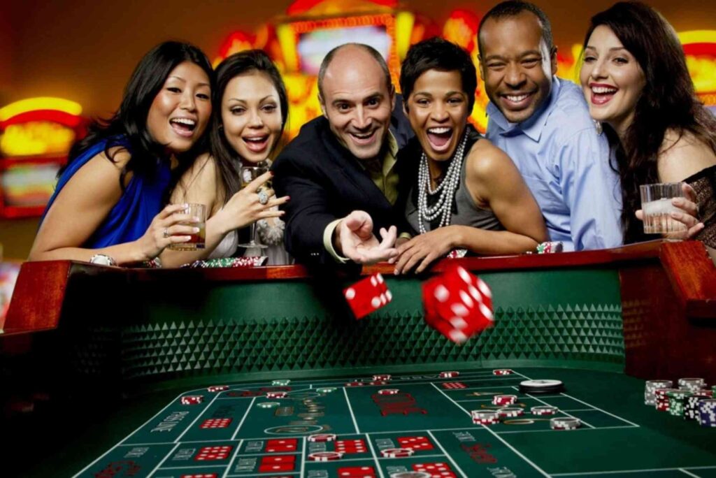 Why Do People Love Online Roulette Games