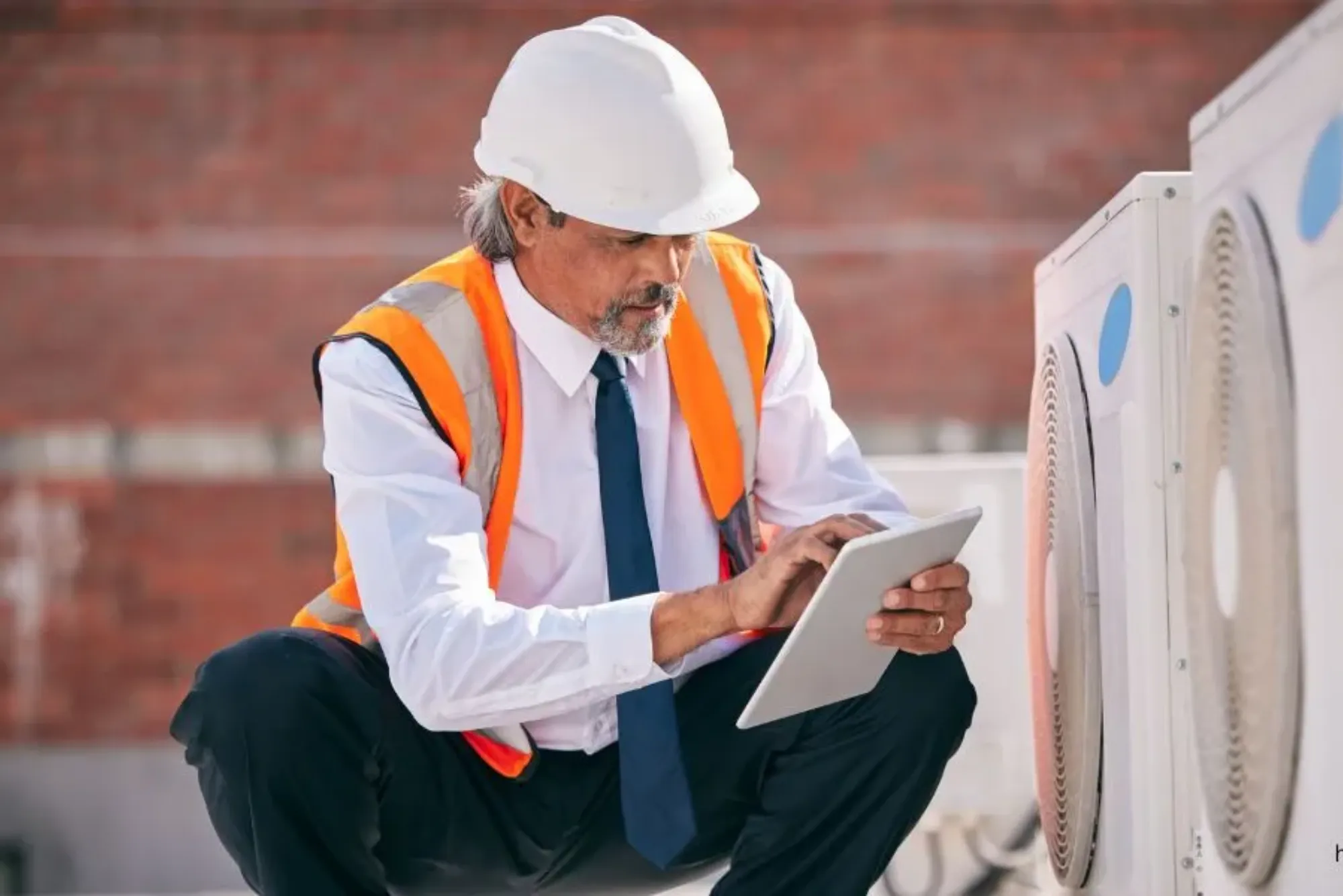 How to calculate operating costs of air conditioners